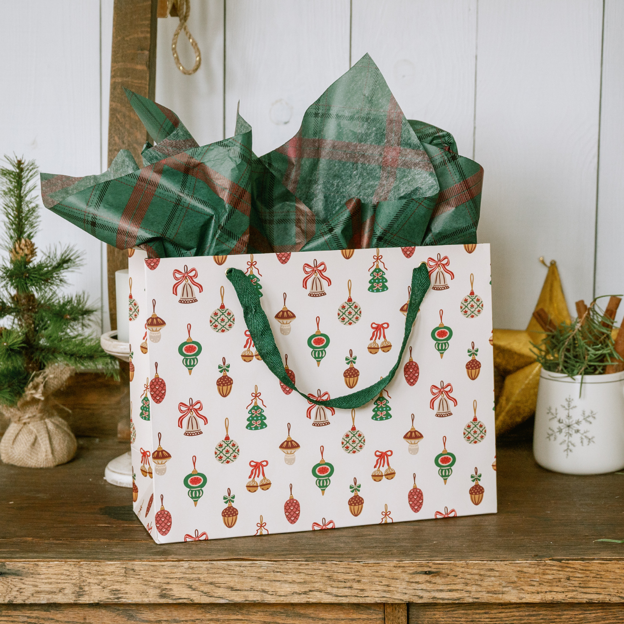 Retro Ornament Gift Bags (3pk)